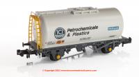 373-789A Graham Farish BR 45 Ton TTA Tank Wagon number ICIA54365 - ICI Petrochemicals White